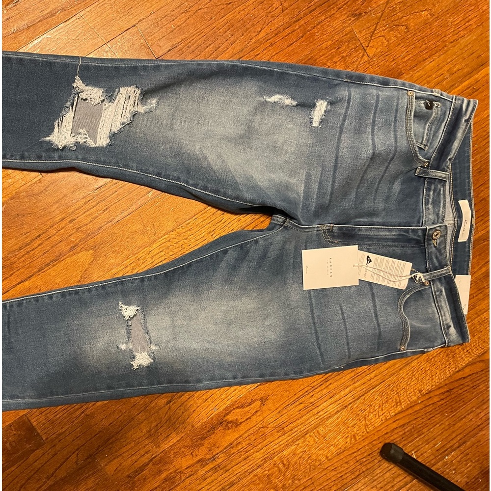NWT Kancan distressed skinny jeans, size 13